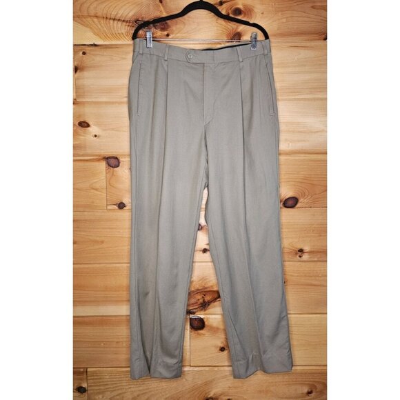 Kenneth Cole Reaction Men's Pants 34/Short Pleated Front Tan Beige 100% Wool - Picture 1 of 13